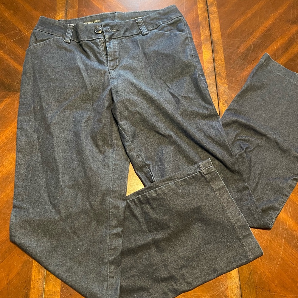 Lee Women's Straight Leg Jeans in Charcoal
